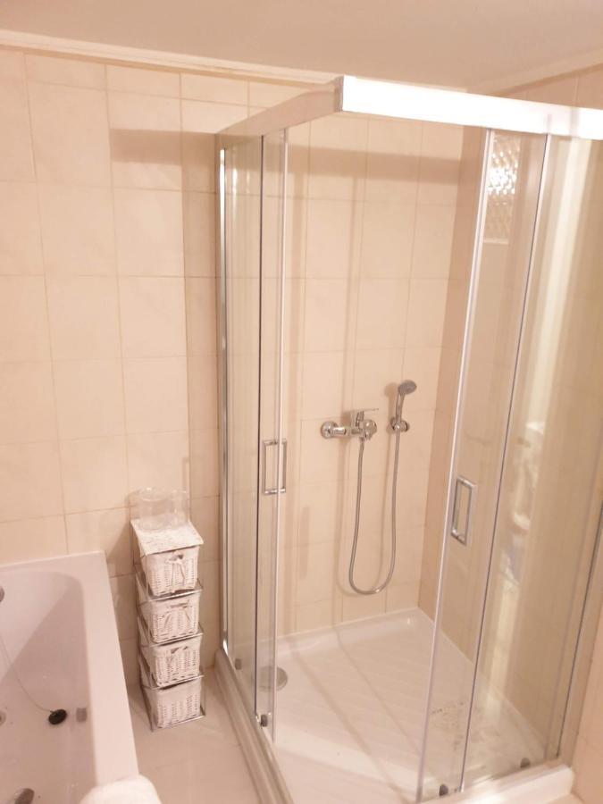 Lemesou Apartments パトラ エクステリア 写真